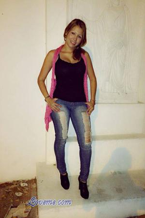 153597 - Sandra Age: 36 - Venezuela