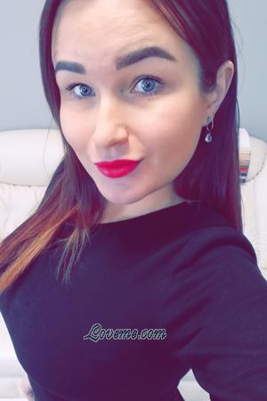 186648 - Evgenia Age: 34 - Russia