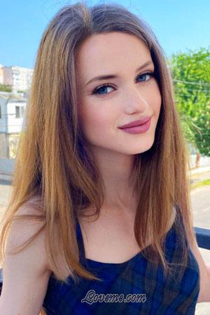 204336 - Alina Age: 21 - Ukraine