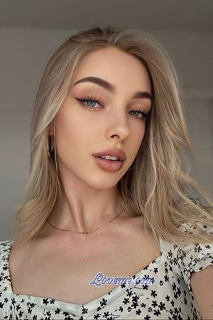 213205 - Anna Age: 27 - Poland