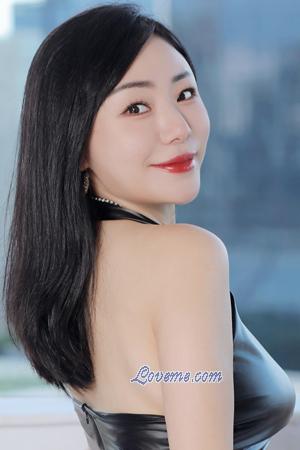 215963 - Lucta Age: 36 - China