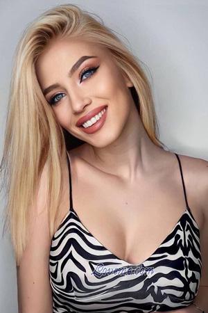 216504 - Oryna Age: 22 - Ukraine